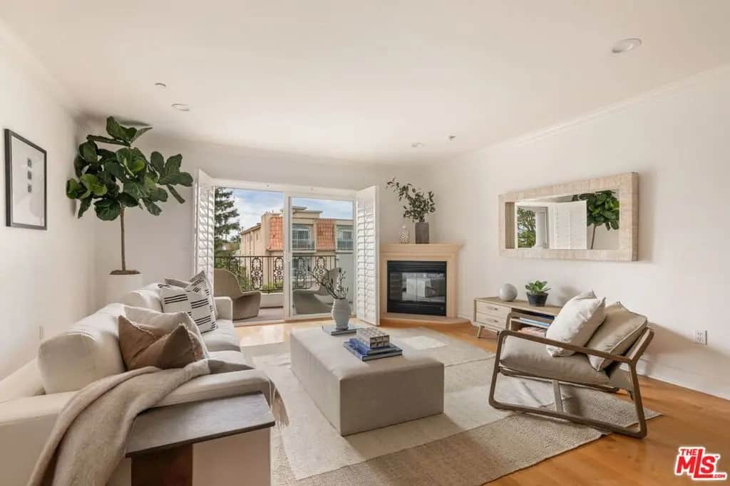 1878 Greenfield Avenue PH1, Los Angeles, CA — listing photo 1