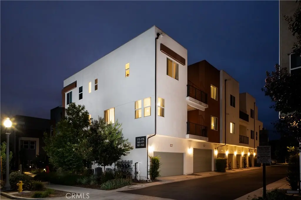 175 Sash, Irvine, CA — listing photo 1
