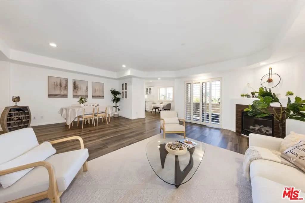 11766 W Sunset Boulevard 302, Los Angeles, CA — listing photo 1