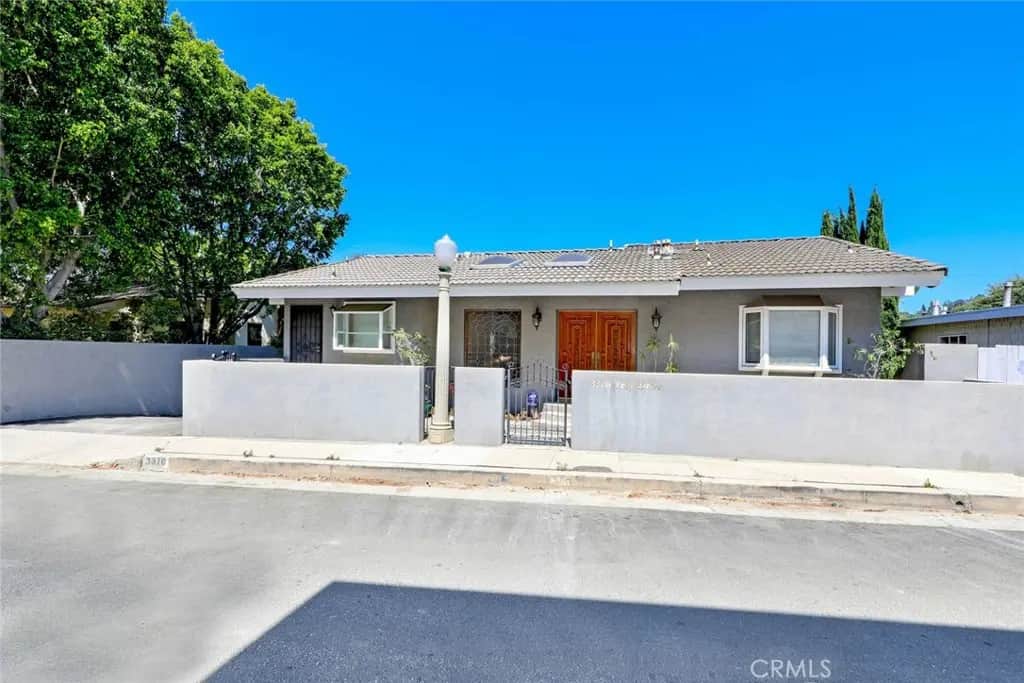 3370 Troy, Los Angeles, CA — listing photo 1
