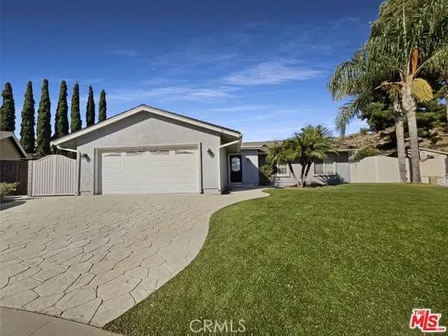2290 Rohner Court, Simi Valley, CA — listing photo 1