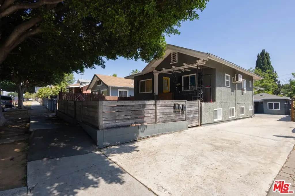 3445 E 4th Street, Los Angeles, CA — listing photo 1