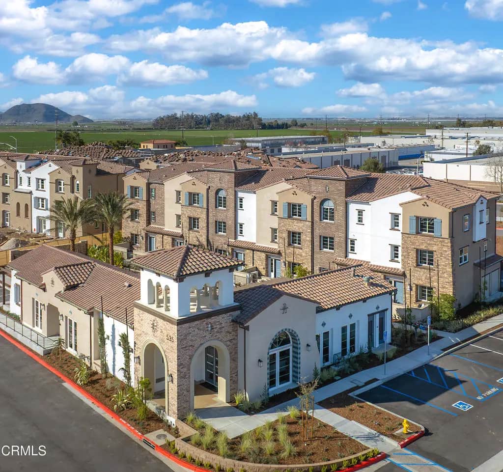 2860 Via Monte Mar, Camarillo, CA — listing photo 1