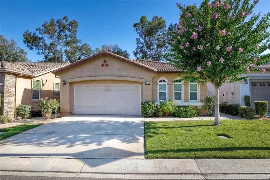 8641 Stephenson, Hemet, CA — listing photo 1