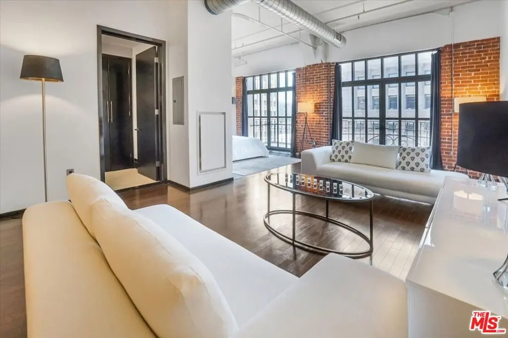 1645 N Vine Street 905, Los Angeles, CA — listing photo 1