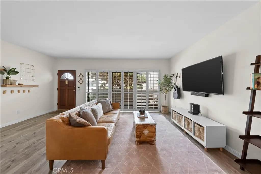 23930 Los Codona Avenue 219, Torrance, CA — listing photo 1