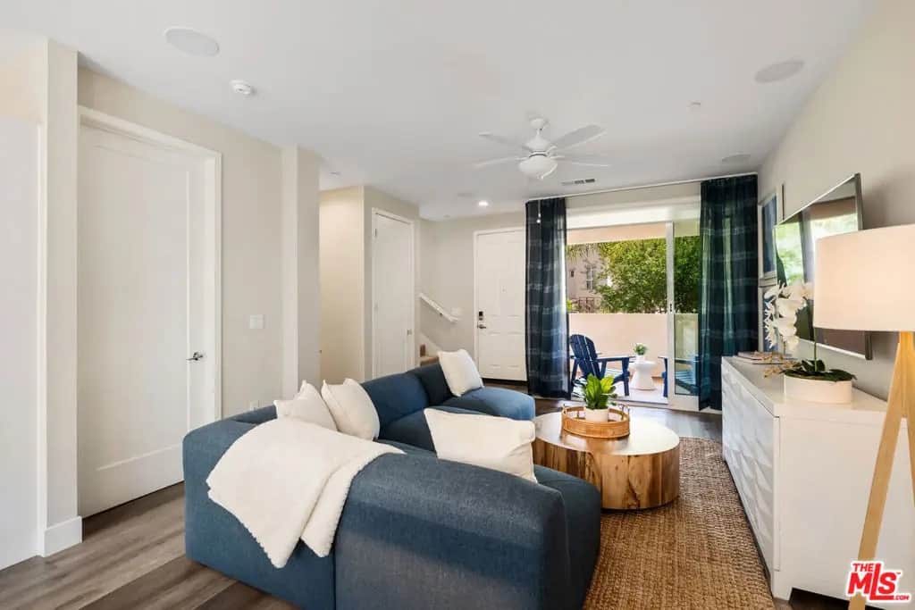 4415 Paxton Place, Calabasas, CA — listing photo 1