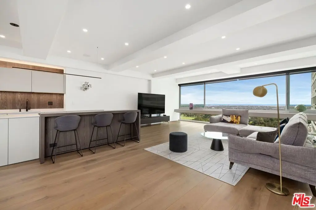 2222 Avenue Of The Stars 2103, Los Angeles, CA — listing photo 1