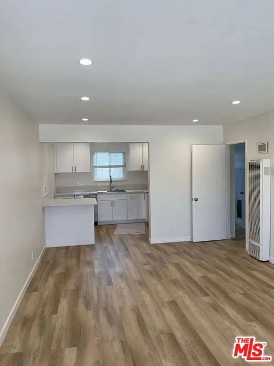 1419 Stanford Street Unit D, Santa Monica, CA — listing photo 1