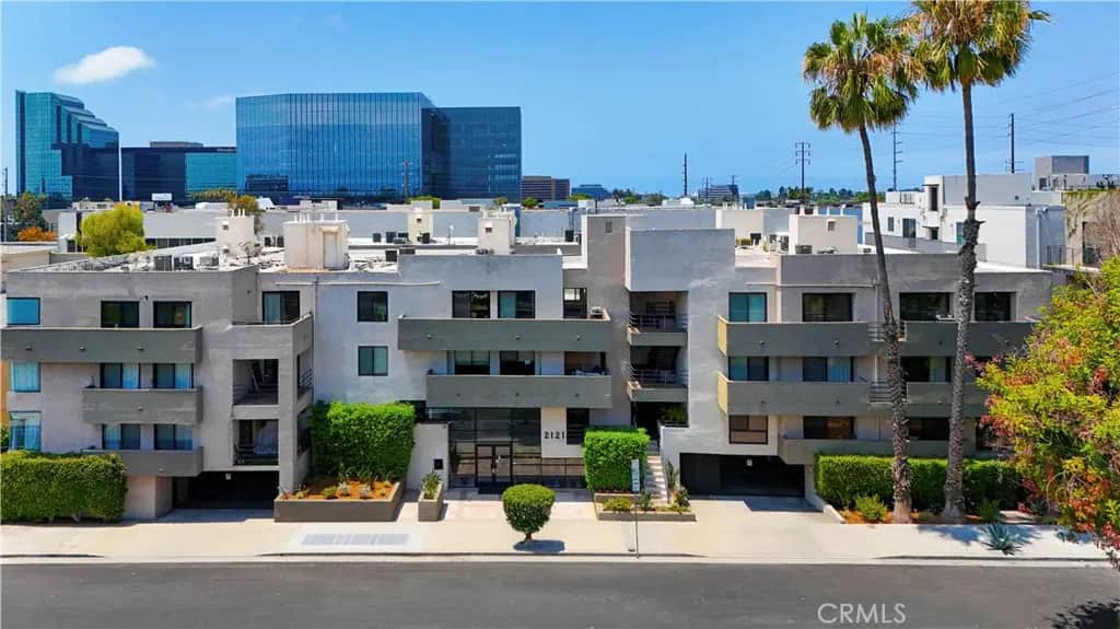 2121 Beloit Avenue 112, Los Angeles, CA — listing photo 1