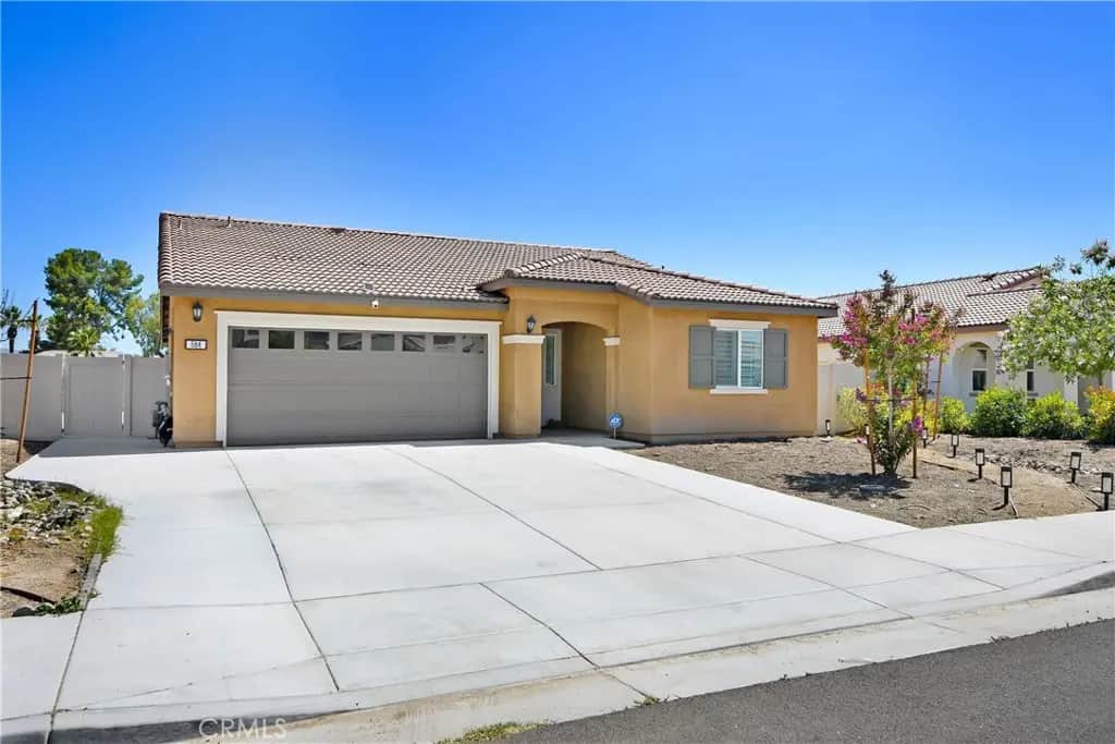 584 Directo, San Jacinto, CA — listing photo 1