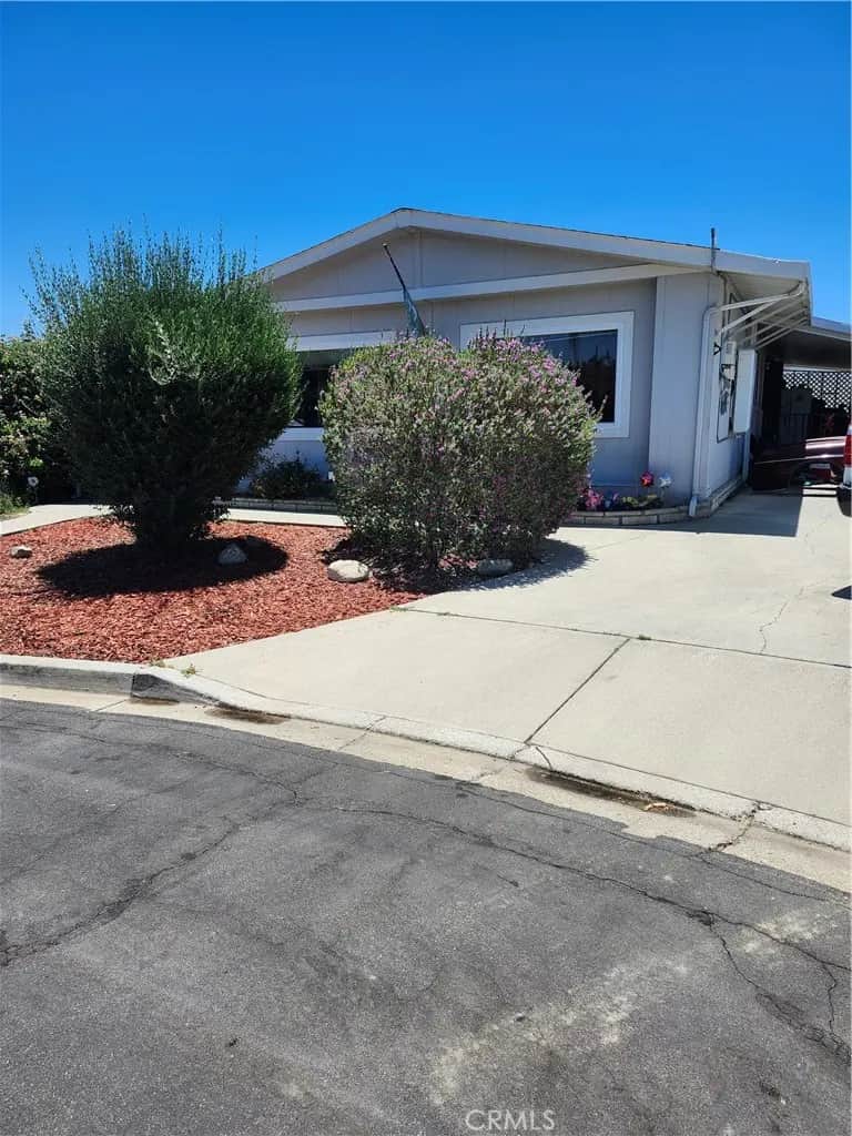 43579 Walden Way, Hemet, CA — listing photo 1