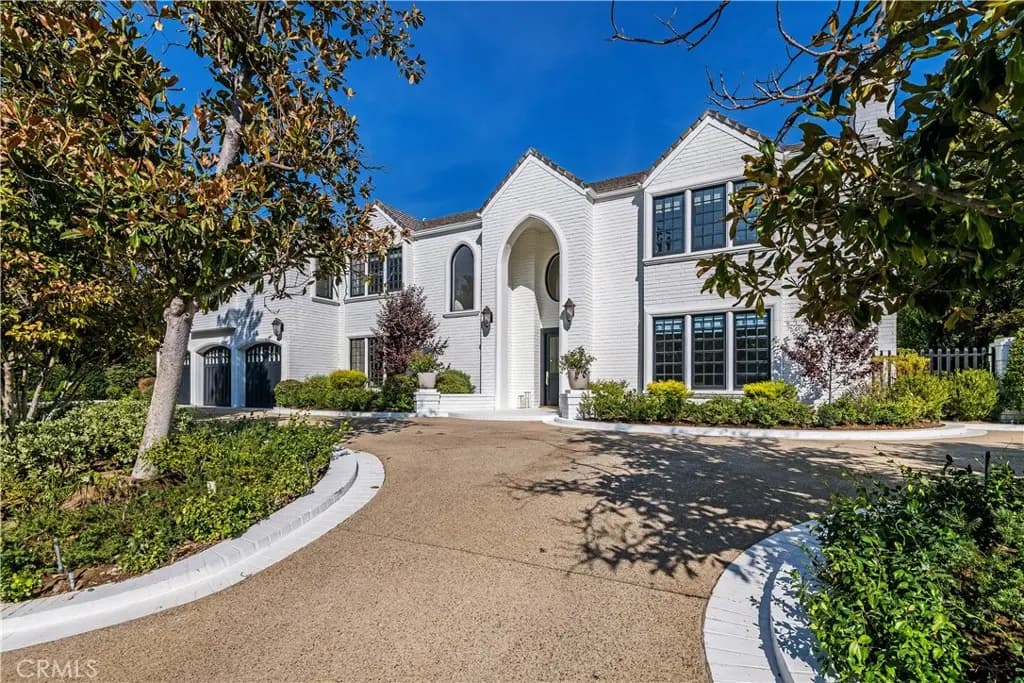 4550 Encino Avenue, Encino, CA — listing photo 1