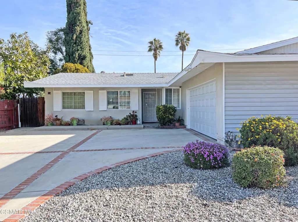 906 Granby Street, Simi Valley, CA — listing photo 1
