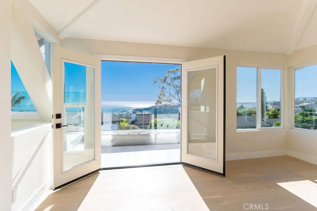 2850 Zell Drive, Laguna Beach, CA — listing photo 1