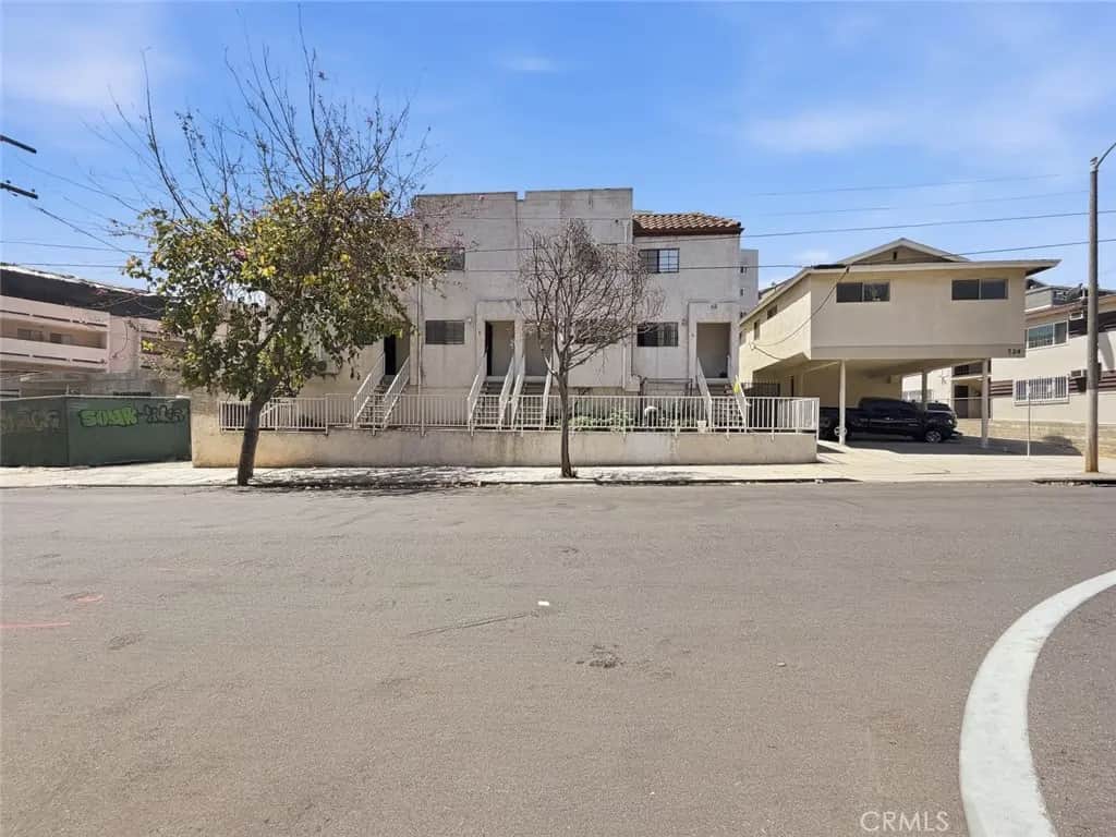 716 New Depot B, Los Angeles, CA — listing photo 1