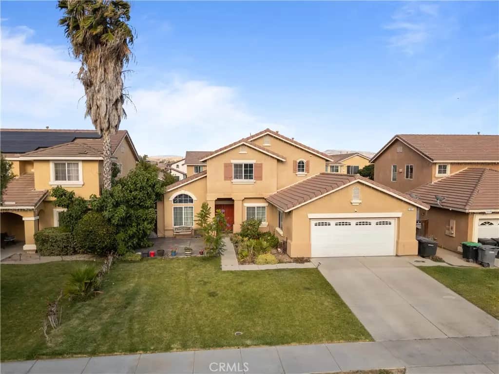1957 Murrieta Road, Perris, CA — listing photo 1