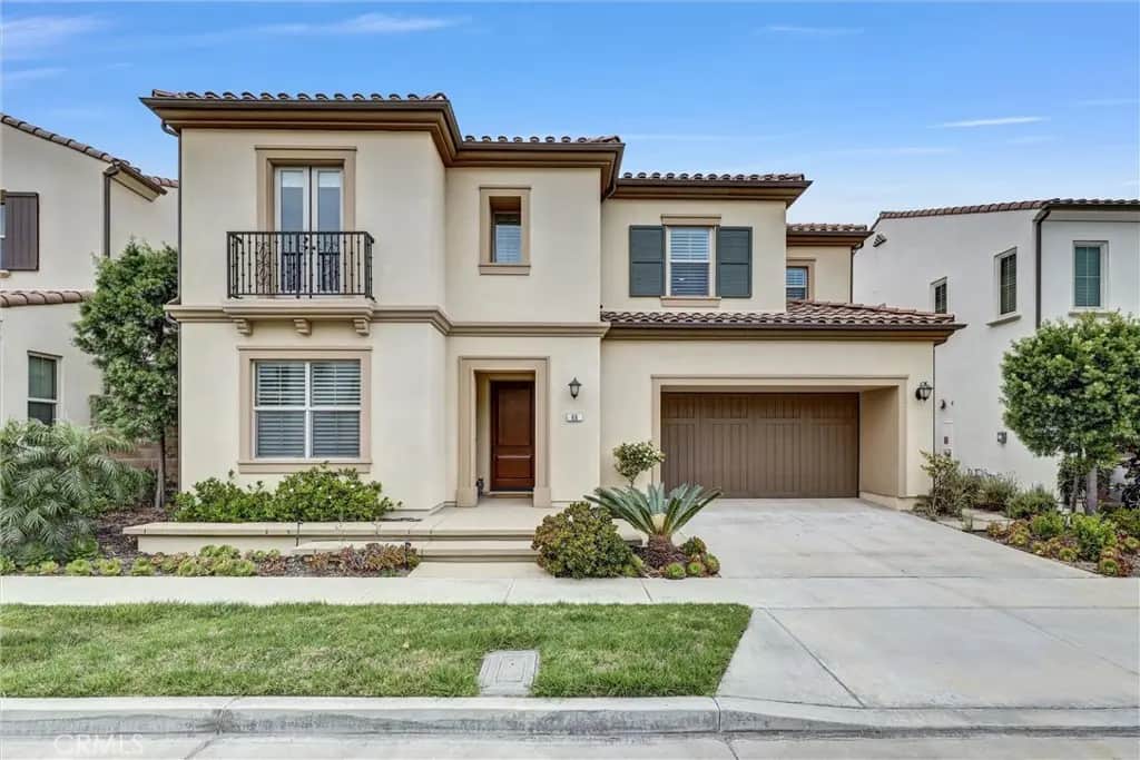 68 Dublin, Irvine, CA — listing photo 1