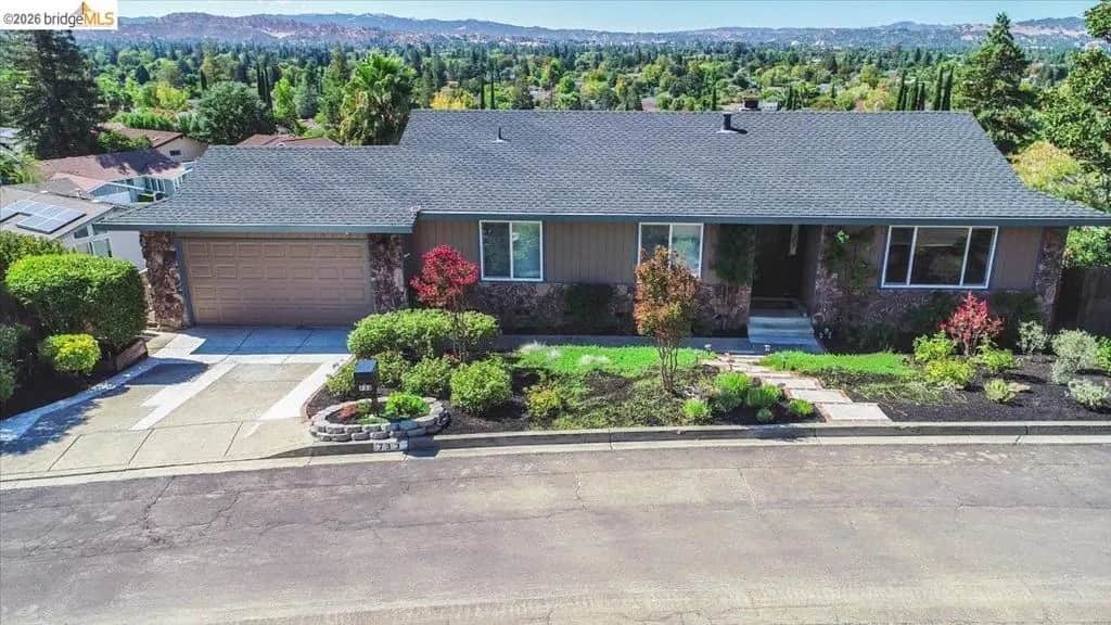 733 Daffodil Way, Concord, CA — listing photo 1