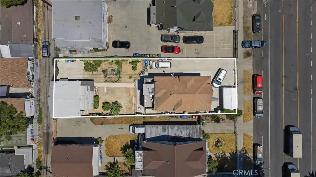927 E 28th St, Los Angeles, CA — listing photo 1