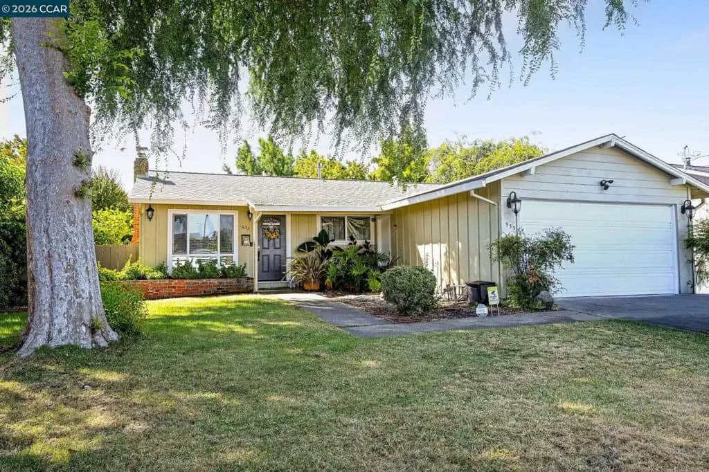 933 Santa Lucia Dr, Pleasant Hill, CA — listing photo 1