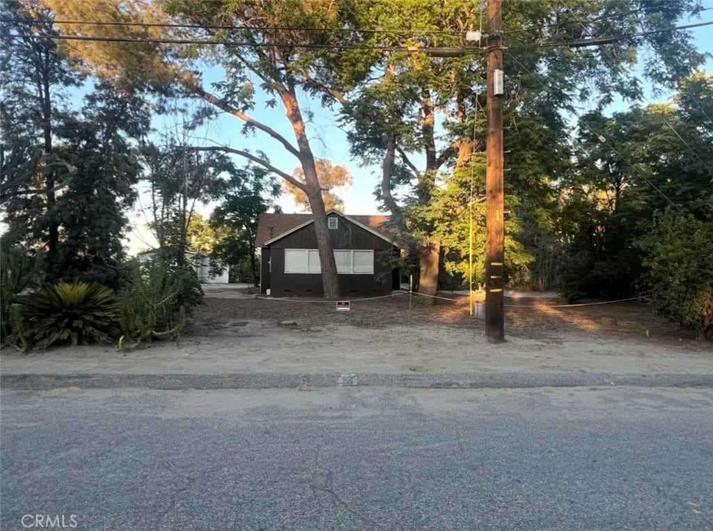 11139 Laurel, Bloomington, CA — listing photo 1