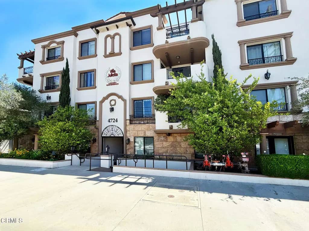 4724 Kester Avenue 109, Los Angeles, CA — listing photo 1