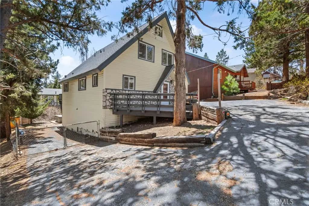366 Curly, Big Bear City, CA — listing photo 1