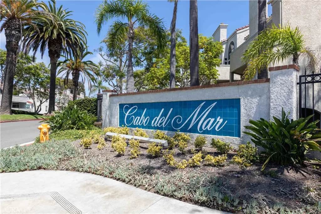 17151 Corbina, Huntington Beach, CA — listing photo 1