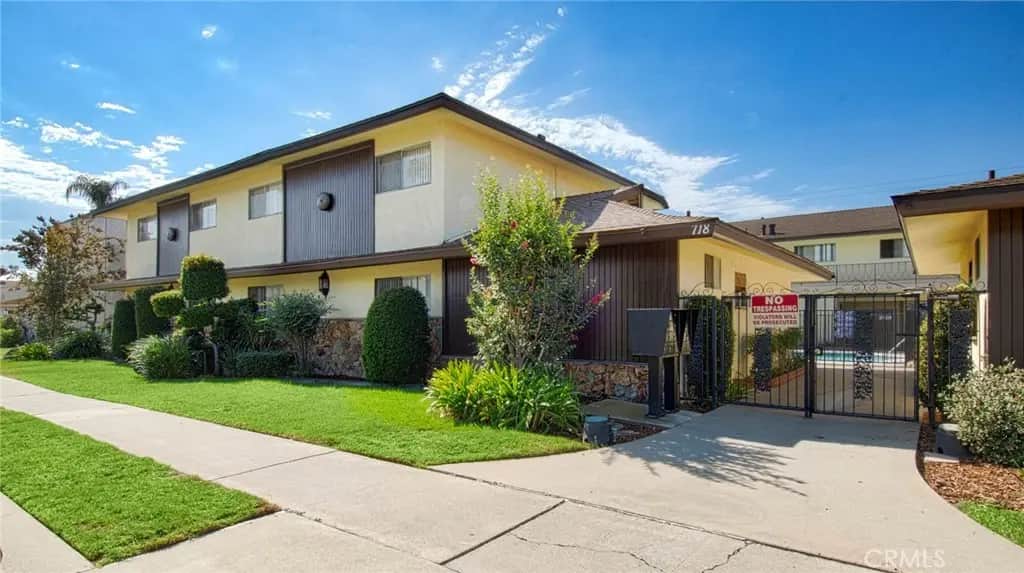 718 W Center, Placentia, CA — listing photo 1