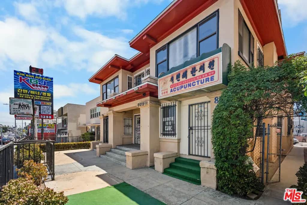 811 S Vermont Avenue, Los Angeles, CA — listing photo 1