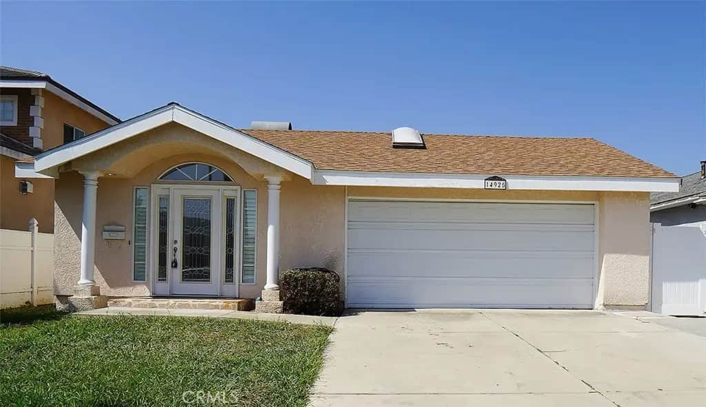 14925 Laurelgrove Circle, Irvine, CA — listing photo 1