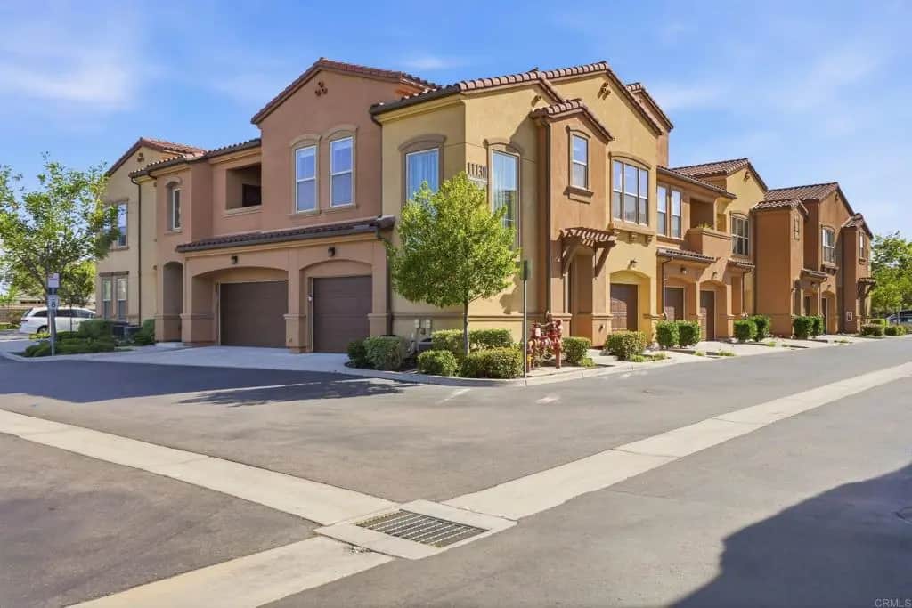 11130 Taloncrest Way 19, San Diego, CA — listing photo 1