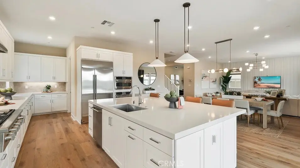29790 Camino La Cumbre, Valencia, CA — listing photo 1