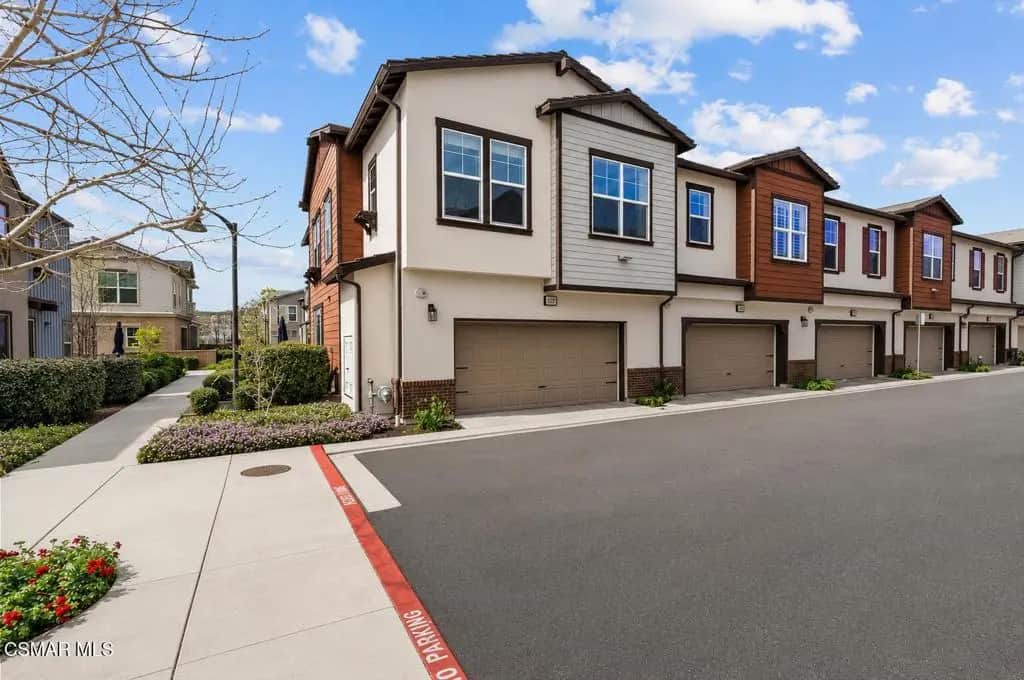 122 Red Brick Drive 6, Simi Valley, CA — listing photo 1