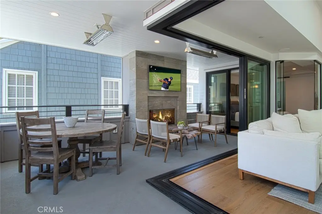 502 1/2 Begonia, Corona Del Mar, CA — listing photo 1