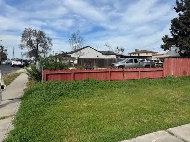 322 Poplar Avenue, Manteca, CA — listing photo 1