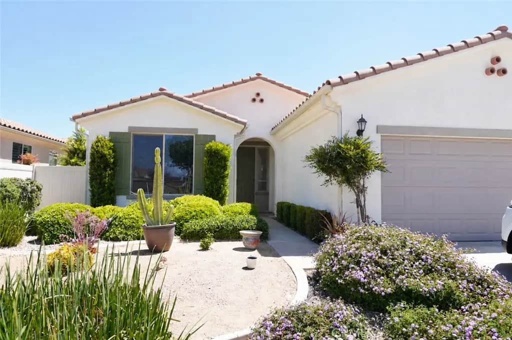 5077 Paseo Famosa, Hemet, CA — listing photo 1