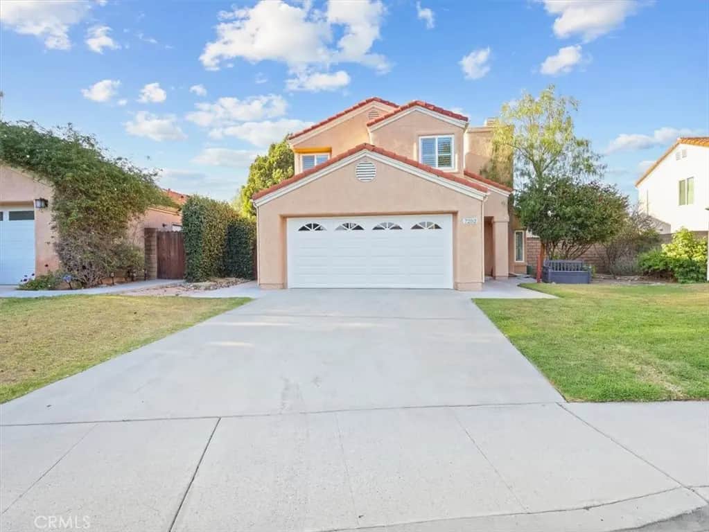 7252 Pecan Ave, Moorpark, CA — listing photo 1