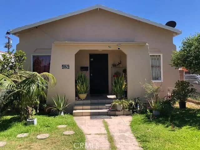 424 E 91st Street, Los Angeles, CA — listing photo 1