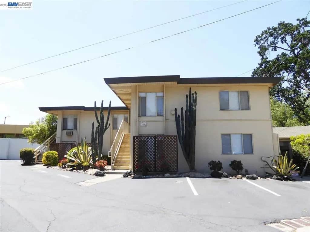 1282 Carmel Ct, Walnut Creek, CA — listing photo 1