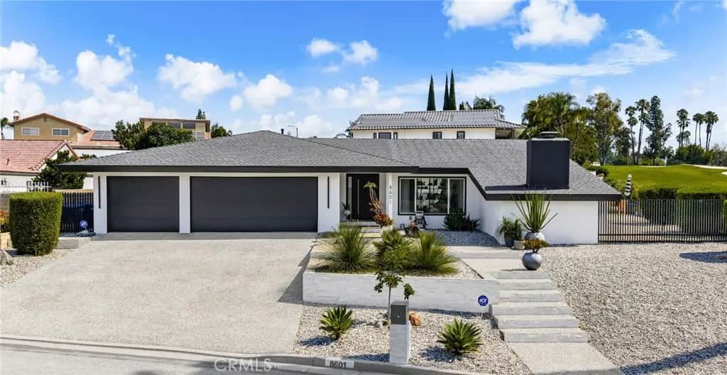 8601 Links Road, Buena Park, CA — listing photo 1