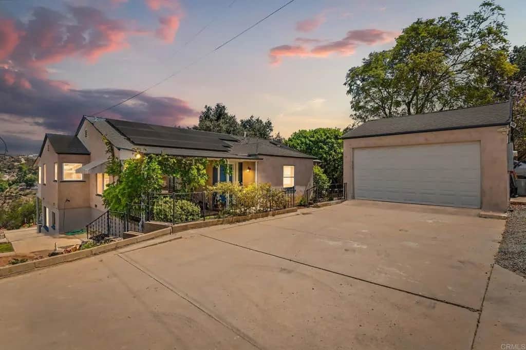950 S Grade Road, Alpine, CA — listing photo 1