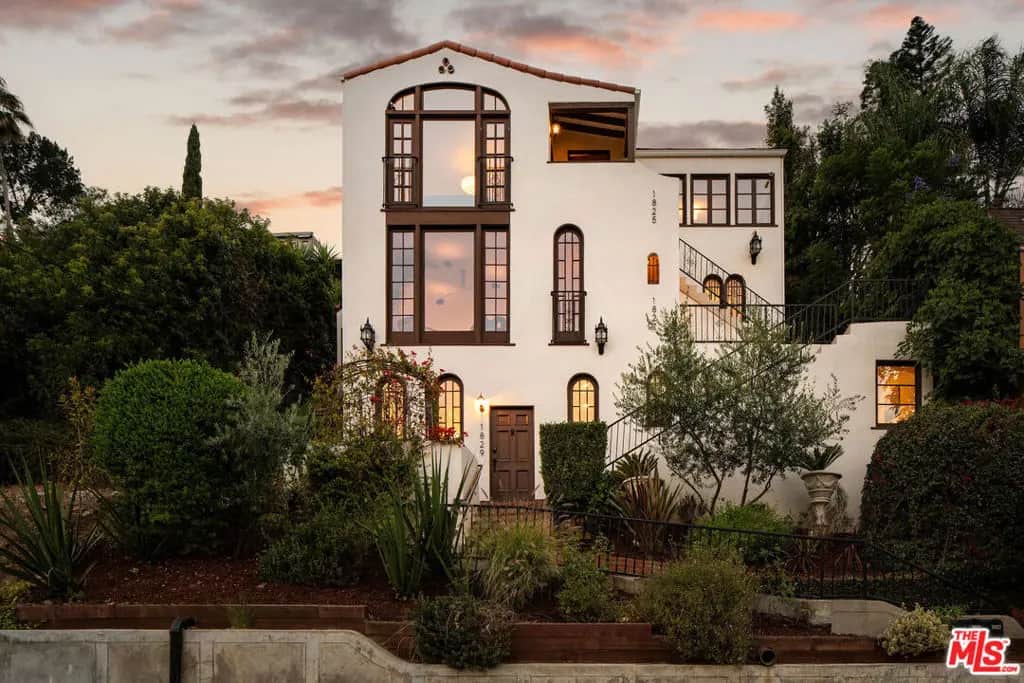 1825 Redesdale Avenue, Los Angeles, CA — listing photo 1