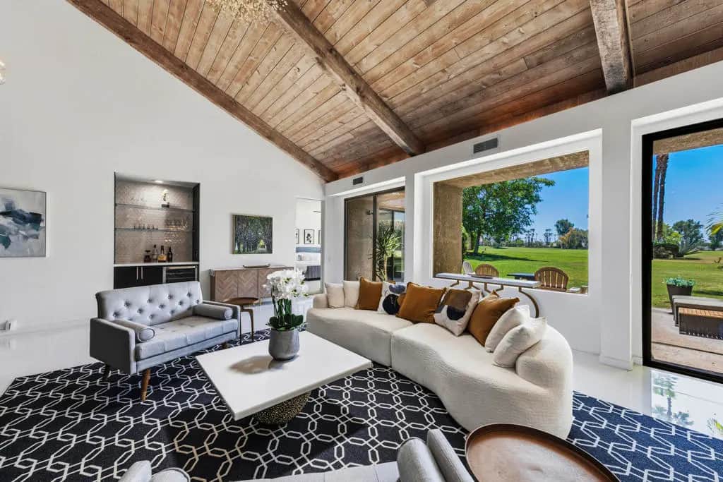 552 Desert West Drive, Rancho Mirage, CA — listing photo 1