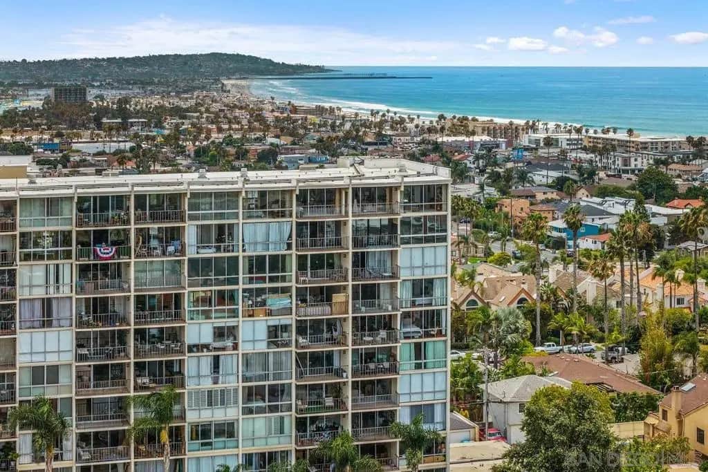 4944 Cass St 1102, San Diego, CA — listing photo 1