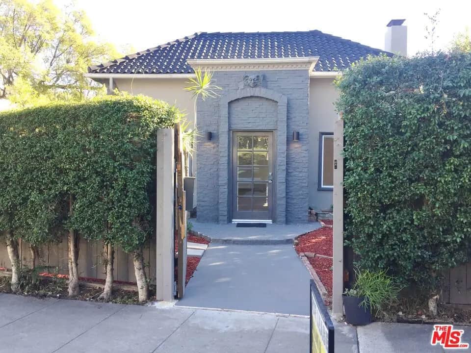 8538 W West Knoll Drive, West Hollywood, CA — listing photo 1