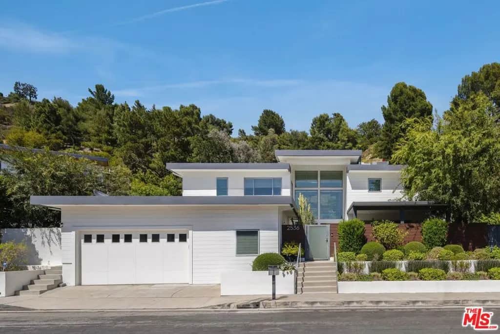 2536 Pesquera Drive, Los Angeles, CA — listing photo 1