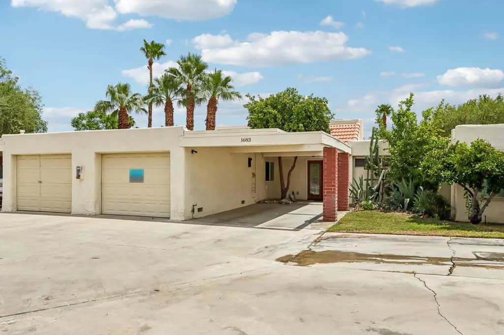1683 Tam O Shanter Plaza, Palm Springs, CA — listing photo 1