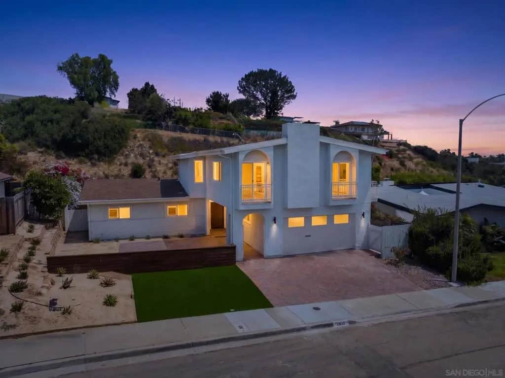 3855 Southview, San Diego, CA — listing photo 1